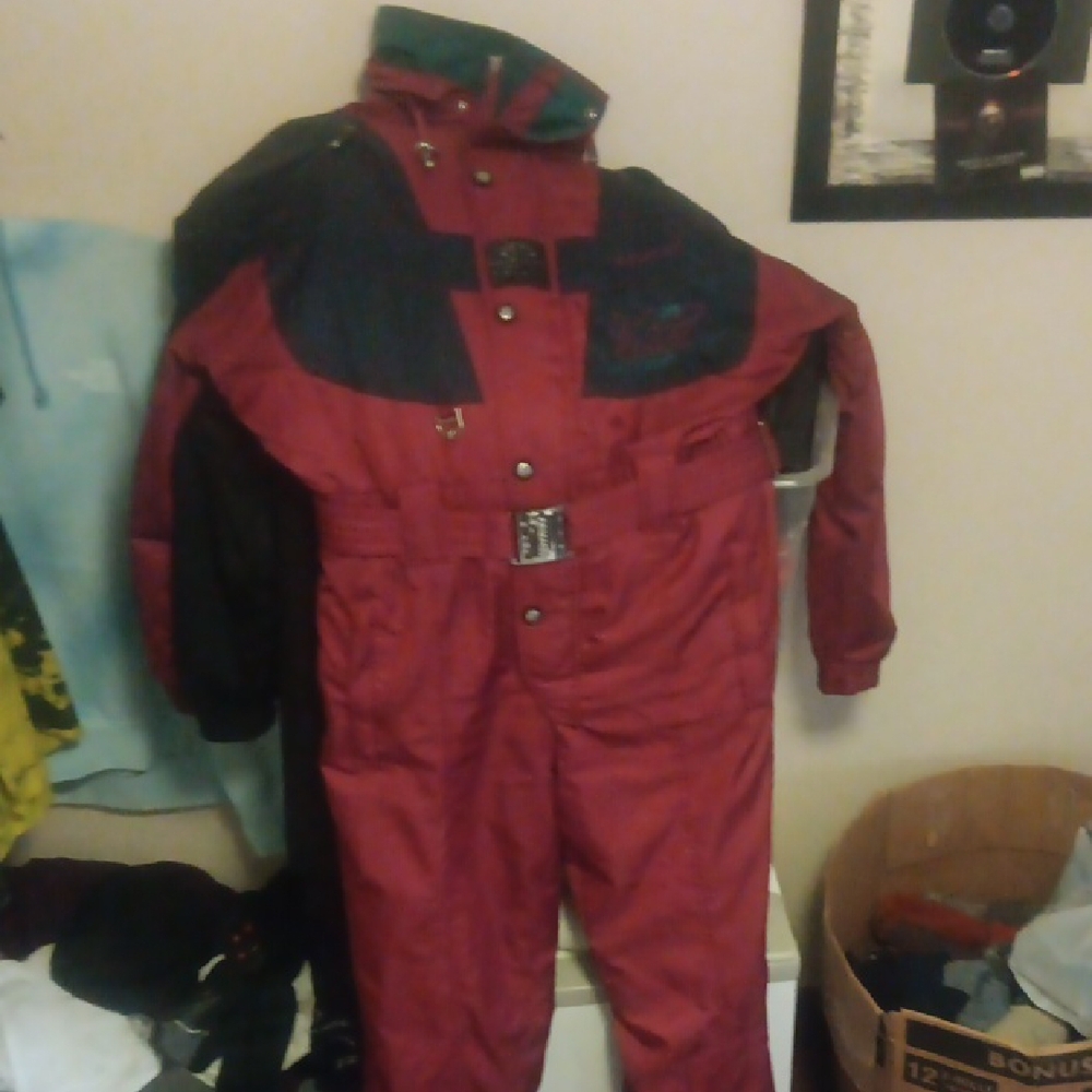 Reusch Vintage Vally Actoin Snow Suit